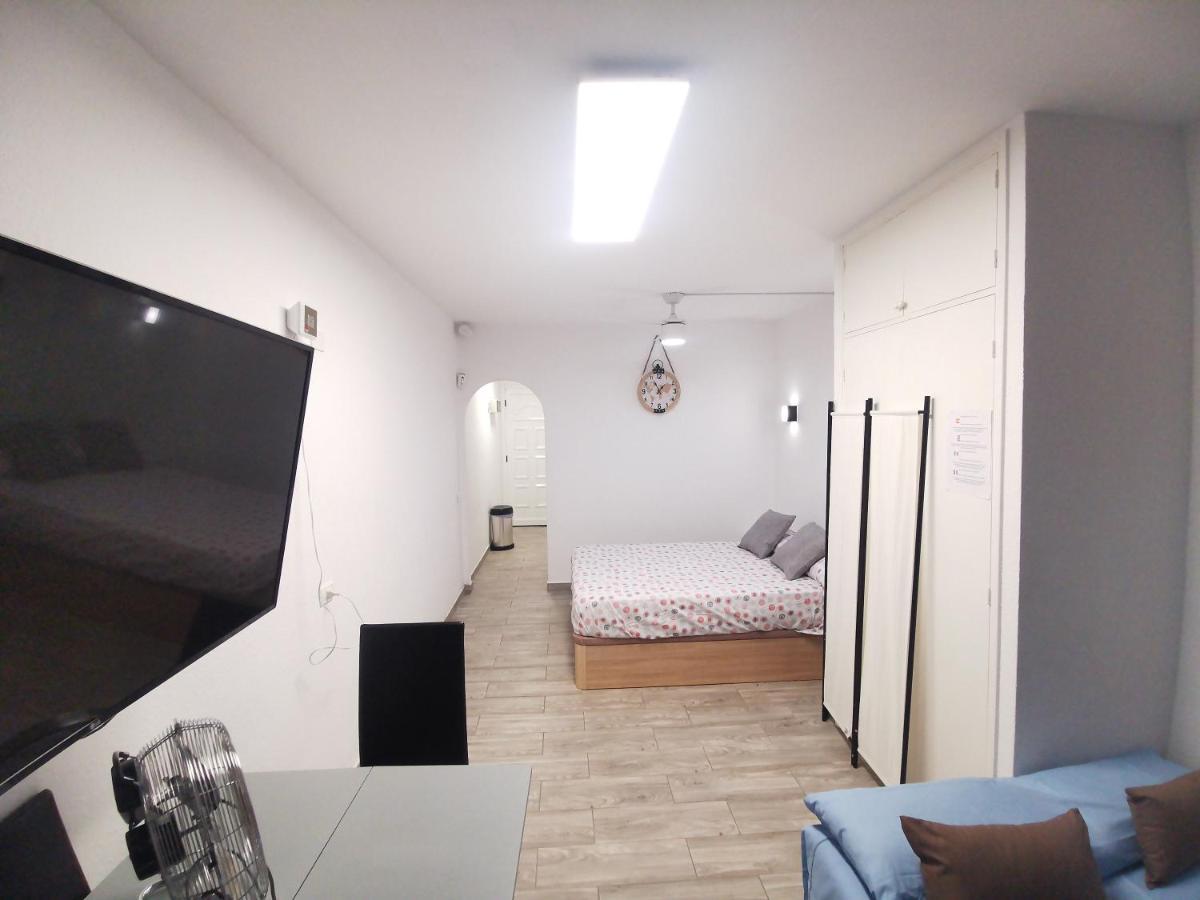 Sunny Apt With Terrace Coastal Area South Arona 아로나 외부 사진