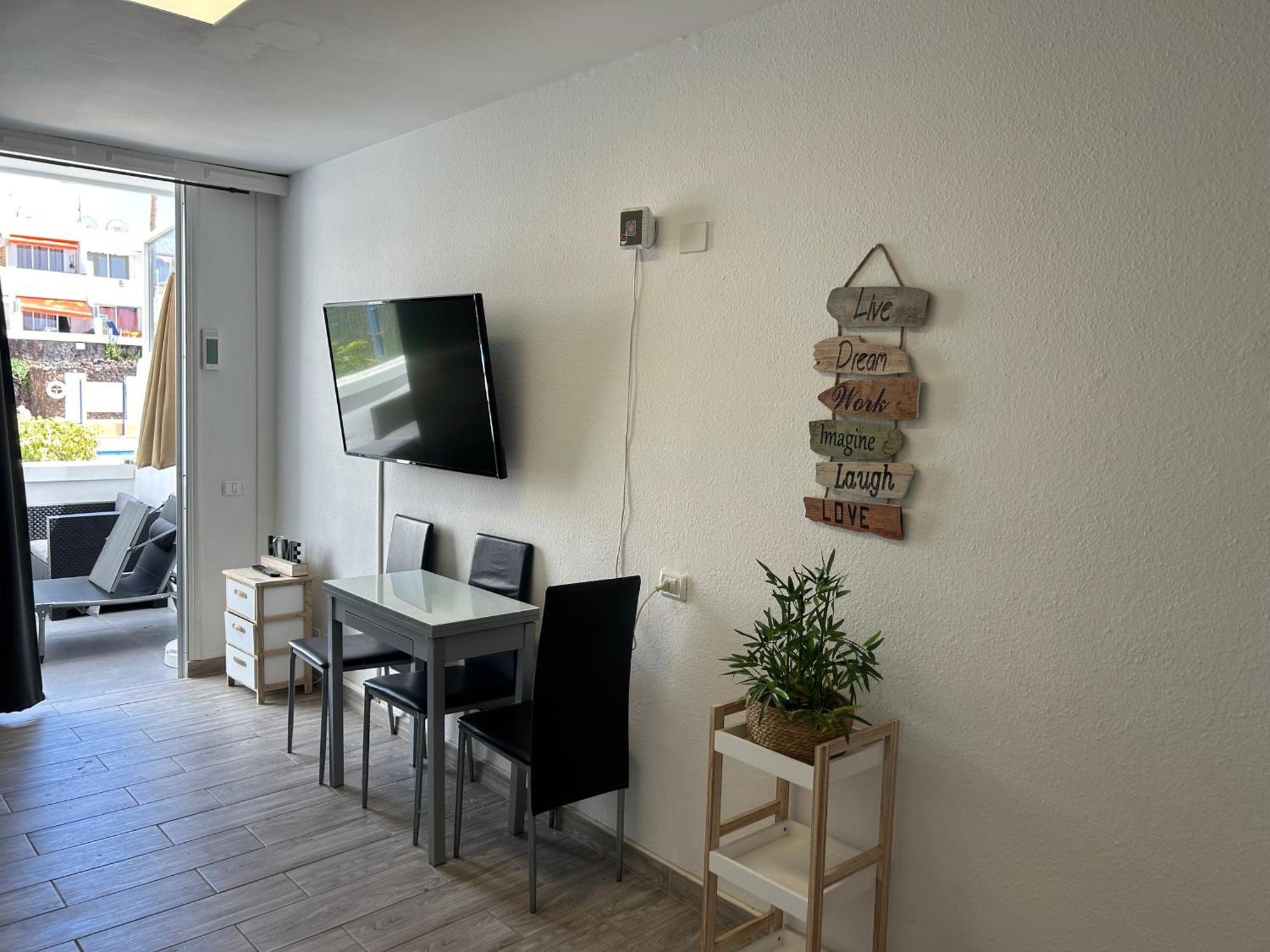 Sunny Apt With Terrace Coastal Area South Arona 아로나 외부 사진