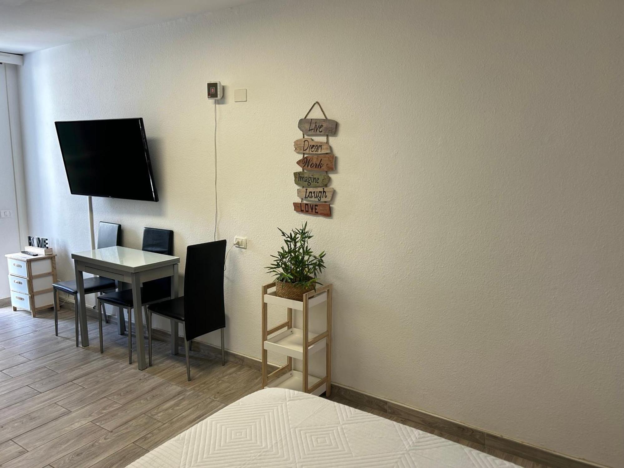 Sunny Apt With Terrace Coastal Area South Arona 아로나 외부 사진